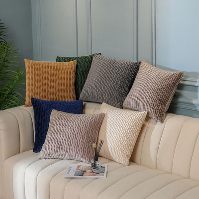 Coussin polychrome à huit caractères à texture douce non jetable pour tous les âges