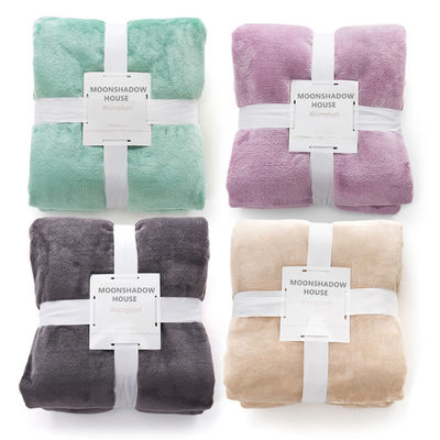 Taille personnalisée Populaire polyester doux lancer couverture de laine de corail couvertures pour les voyages