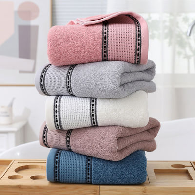 Couleur foncée Soutiens-gorge pour adultes pour douche et serviettes de bain durables 0.4g serviettes publicitaires