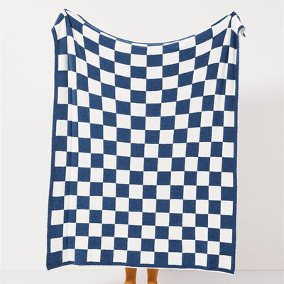 Couverture de lit 100% polyester brodée fonctionnelle pour le canapé d'automne-hiver
