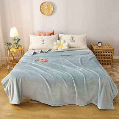 Couverture de canapé en flanelle de corail en laine de lait épaissie pour le bureau sieste et la climatisation