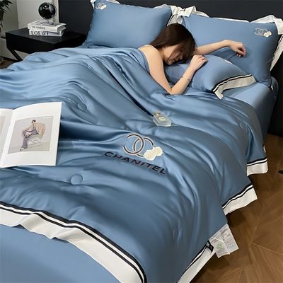 Couette brodée en soie lavée à usage domestique 4 pièces pour un sommeil confortable et sain