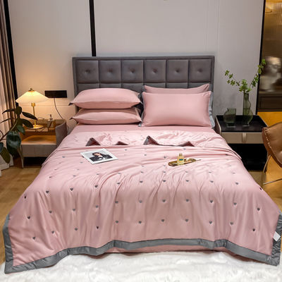 Hôpital Taille personnalisée Four-piece tencel brodé pour refroidir les nuits d'été