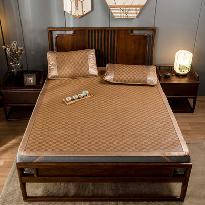 Restez au frais et à l' aise cet été avec un tapis de rotin personnalisable en trois pièces