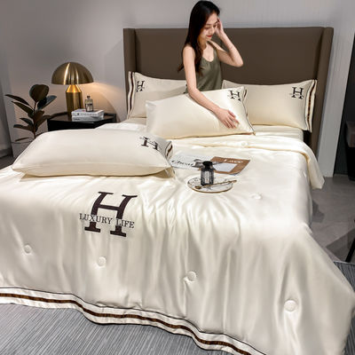 Couette d'été en soie lavée de luxe avec 1 couverture 1 feuille plate et 2 coussins