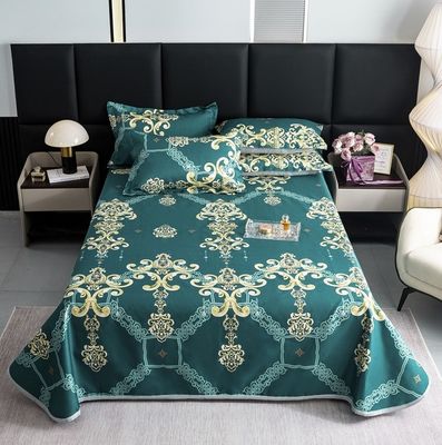 Type de literie de mariage moderne de 2024 Four-piece Wedding Kit Ice Silk Mat