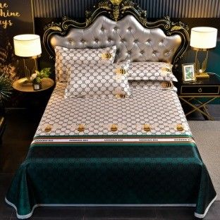 Type de literie de mariage moderne de 2024 Four-piece Wedding Kit Ice Silk Mat