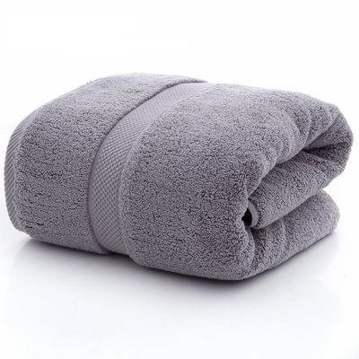 Des serviettes ménagères à séchage rapide parfaites pour le bain et le lavage du visage