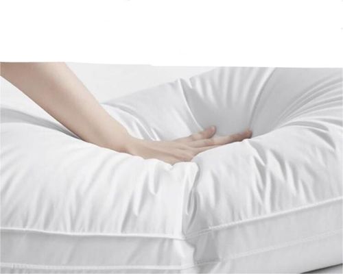 Découvrez le luxe du noyau d'oreiller en velours de plumes de coton de 400TC dans les hôtels cinq étoiles
