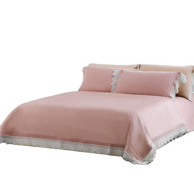 3 à 4 kg de lit de luxe en soie satinée avec un magnifique motif jacquard.