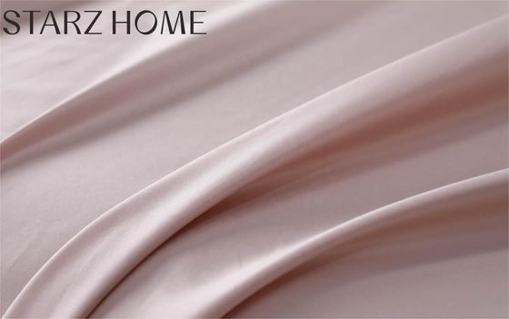 Normes nationales Couleur résistance de qualité coton Lit de lit en 4 pièces avec couverture de lit en couette