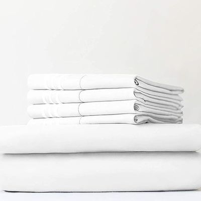 Une photo montre des draps en bambou durables pour un sommeil soyeux et confortable
