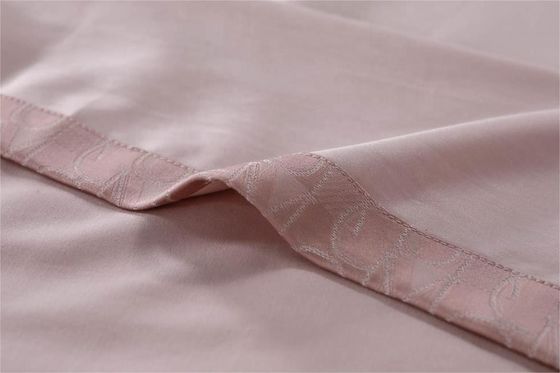 Couleur personnalisée 300tc Tissu 100% coton pur Lit ensemble pour hôtel de luxe et la famille