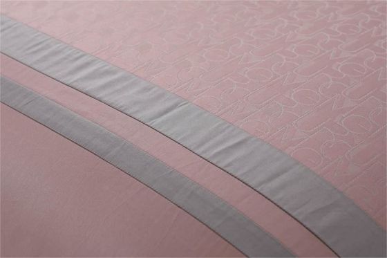 Couleur personnalisée 300tc Tissu 100% coton pur Lit ensemble pour hôtel de luxe et la famille