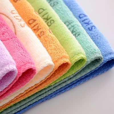 Cartoon imprimé en microfibre pour la peau douce serviette à main pour jardin d'enfants