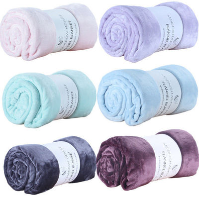 Taille personnalisée Populaire polyester doux lancer couverture de laine de corail couvertures pour les voyages