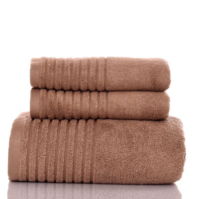 Des serviettes de bain en coton destinées à l'exportation de serviettes de douche et de canapé pour le ménage comme cadeaux publicitaires