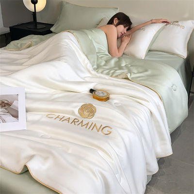 Couette d'été en soie tencel 4 couettes minces en soie glacée pour machine à laver 60 chiffre de tissu