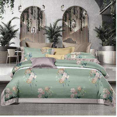 Couleur personnalisée 4 pièces de polyester de luxe Tissu plat Design doux de l'hôtel Lit ensemble pour lit roi