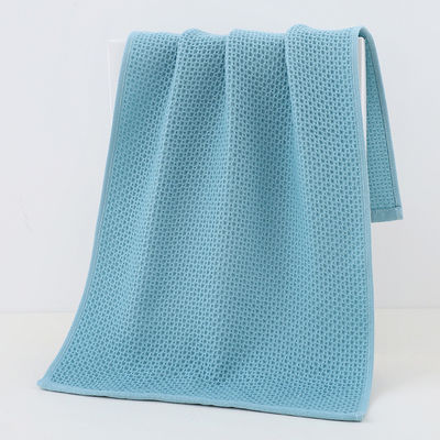 Conception personnalisée serviette de bain en coton tricotée 70*140cm pour serviettes douces et absorbante