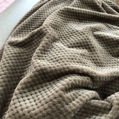 Couverture de flanelle carrée solide personnalisée pour toutes les saisons 300GSM Couverture de flanelle de corail