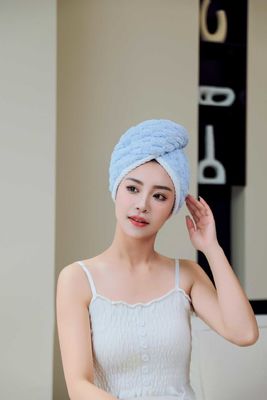 Accueil Logo personnalisé Microfibre sèche-cheveux serviette pour le séchage rapide et les soins capillaires après la douche