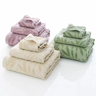 Toutes les occasions Coupe de velours Jacquard feuilles serviette de bain ensemble pour les cadeaux de qualité à la Journée de la Terre