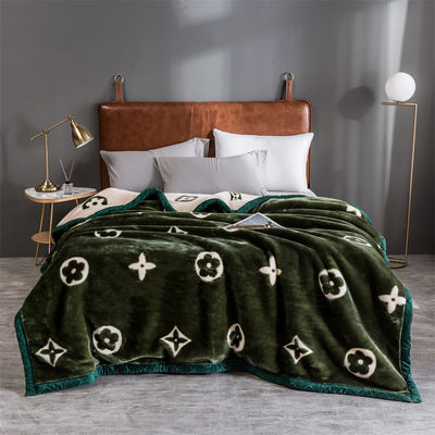 Jacquard tissage de laine de corail Raschel couverture pour l'hiver épaissie en peluche couverture lit
