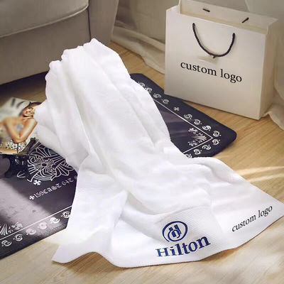Tissu en coton 100% couleur solide Logo personnalisé Set de serviettes de bain pour salle de bain de luxe