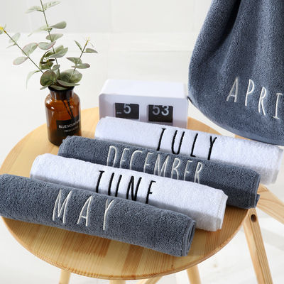 Des serviettes en coton pur personnalisées et tissées pour une personnalisation créative