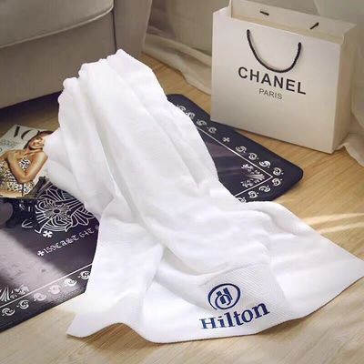 Des serviettes en coton pur 100% sur mesure, à haute absorption d'eau, parfaites pour la maison et l'hôtel.