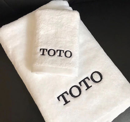 Des serviettes en coton pur 100% sur mesure, à haute absorption d'eau, parfaites pour la maison et l'hôtel.