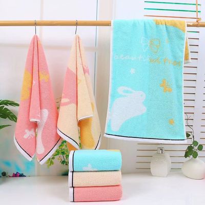 Accueil 120g bandes colorées Cartoon Towel avec Sailor Spinning et design de lapin doux