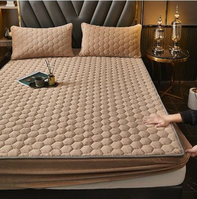 Couverture pour lit hypoallergénique
