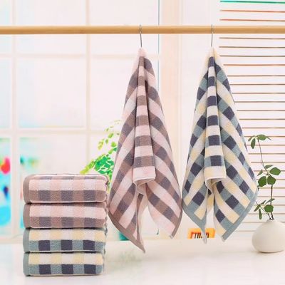 Accueil 120g bandes colorées Cartoon Towel avec Sailor Spinning et design de lapin doux