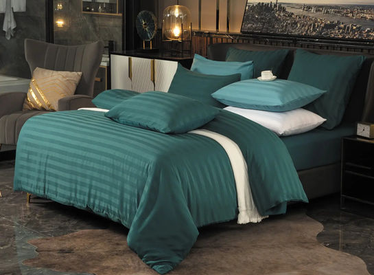 Ensemble de literie multifonctionnelle en satin 100% polyester à rayures pour la maison ou l'hôtel