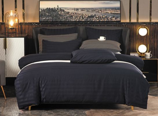 Ensemble de literie multifonctionnelle en satin 100% polyester à rayures pour la maison ou l'hôtel
