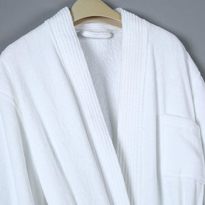 Robe de bain en coton d'hôtel hypoallergénique et douce chemise de nuit moyenne pour adultes