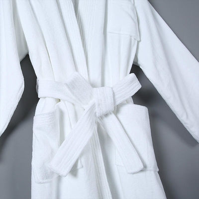 Robe de bain en coton d'hôtel hypoallergénique et douce chemise de nuit moyenne pour adultes
