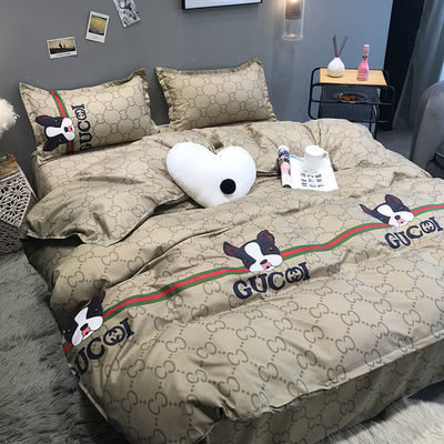 Polyester dessin animé simple 4 pcs lit de lit ensemble couette couverture oreiller couverture de mariage