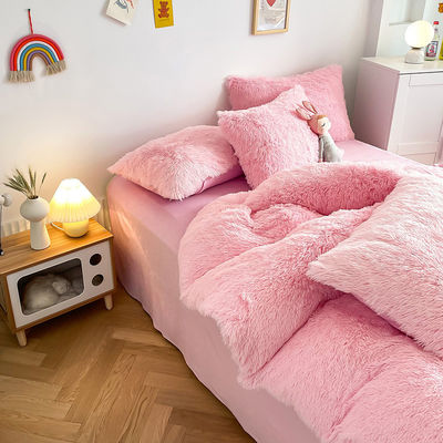 Ensemble de draps en velours de corail épais Des ensembles de confort de designers de luxe pour la protection hivernale