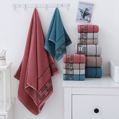Logo personnalisé coton Jacquard serviettes pour adultes serviettes de bain pour la maison et les activités sportives