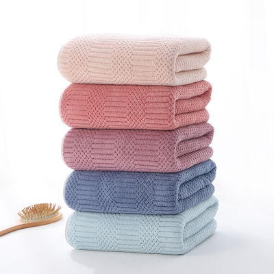 Une serviette de bain en microfibre durable pour le ménage 70*140cm