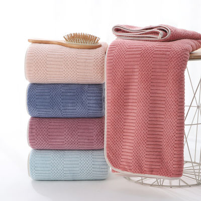 Une serviette de bain en microfibre durable pour le ménage 70*140cm