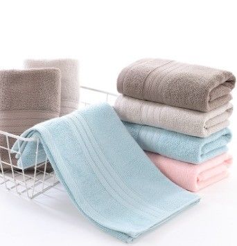 Doux et propre à la peau, des serviettes en coton 100% épaissis, absorbant, séchage rapide pour tous les âges
