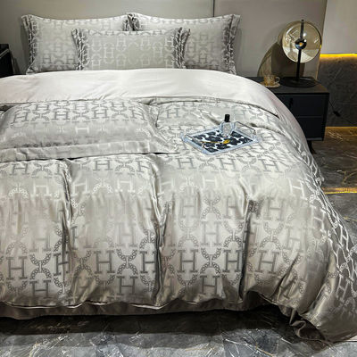 40 Compte de tissu Légère Luxe Satin Jacquard Four Piece Lit Ensemble pour les marchés de pays
