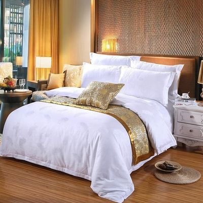 Réponse dans les 24 heures 4 pièces Satin Stitch Couette Lit ensemble pour lit double King Size