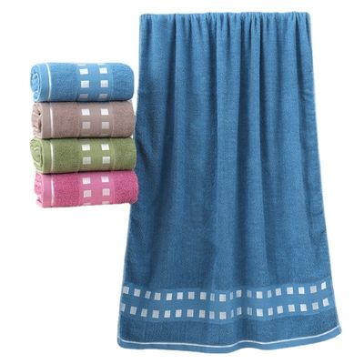 Distribution transfrontalière de serviettes de douche pour adultes utilisées dans les ménages avec des modèles personnalisés