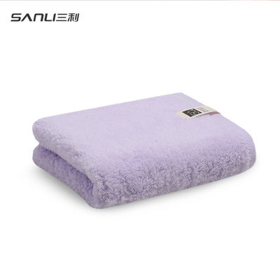 Un ensemble de serviettes de bain en coton 100% luxueux et très absorbant pour tous les âges par Sanli Towel