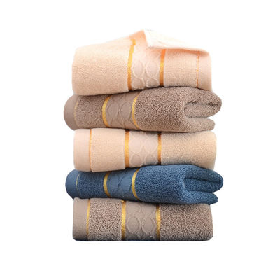 Doux et confortable 100% coton serviette de bain 110g pour une expérience de bain luxueuse